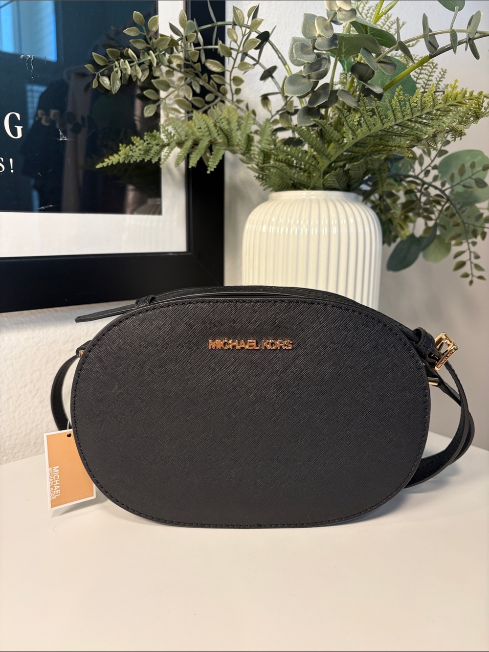 NWT Michael Kors Med Saffiano Leather Oval Crossbody Bag